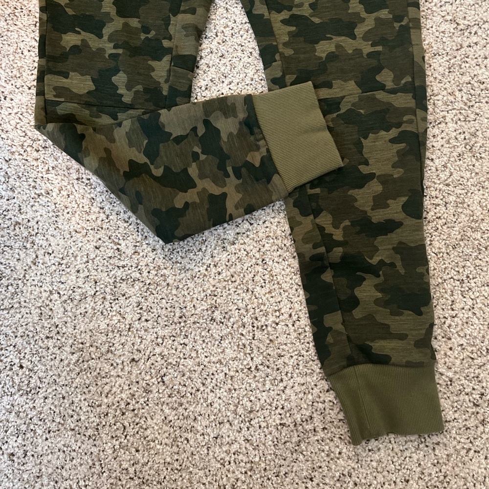 Kyodan mens joggers camo - Picture 3 of 6